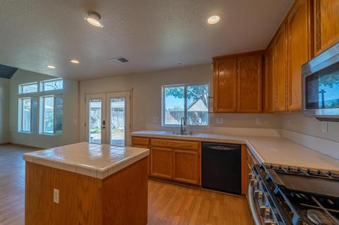 1451 Greenwillow, Tracy, CA 95376 photo 11