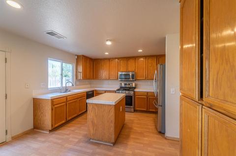 1451 Greenwillow, Tracy, CA 95376 photo 10
