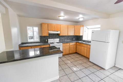 1824 E 8th St, Stockton, CA 95206 photo 6