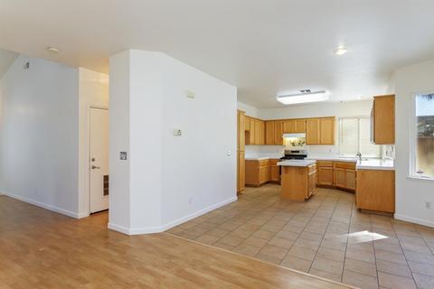 72 Junior Harrington Way, Tracy, CA 95376 photo 15