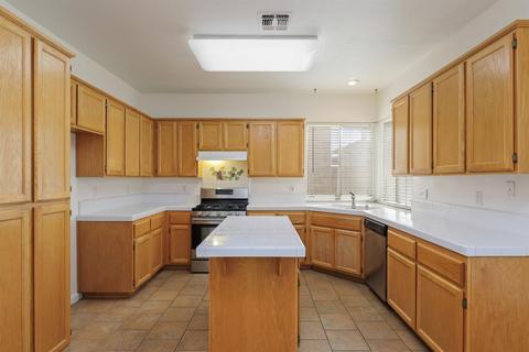 72 Junior Harrington Way, Tracy, CA 95376 photo 17
