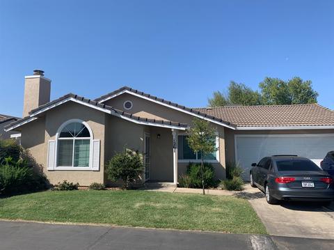 1261 Windsor Ct, Turlock, CA 95380 photo 3