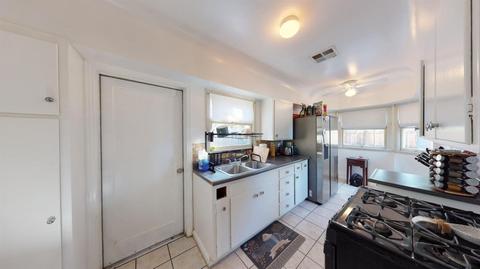 325 Severin, Modesto, CA 95354 photo 12