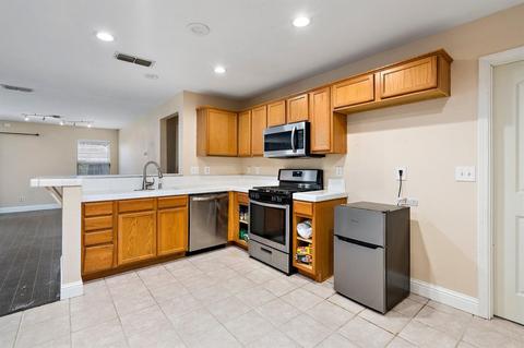 10759 Ivoryton Way, Mather, CA 95655 photo 5