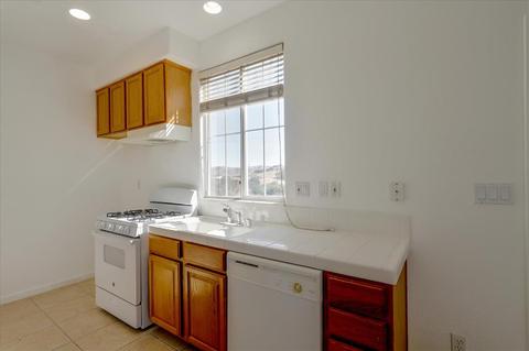 590 Silver Maple Dr, Hercules, CA 94547 photo 40
