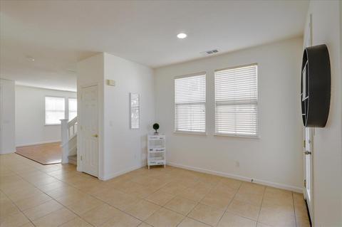590 Silver Maple Dr, Hercules, CA 94547 photo 7