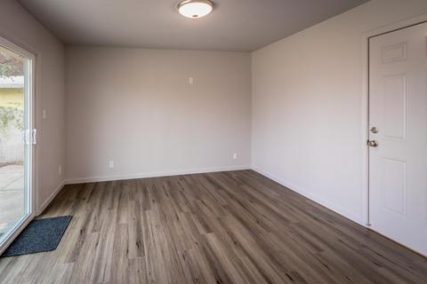1945 Beverly Ave, Olivehurst, CA 95961 photo 12