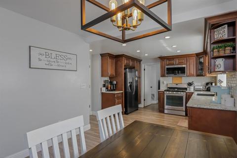 1725 Pantaleo Dr, Modesto, CA 95355 photo 17