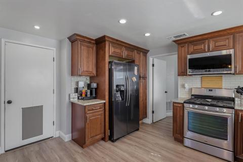 1725 Pantaleo Dr, Modesto, CA 95355 photo 19