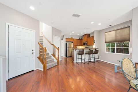 899 Equinox Loop, Lincoln, CA 95648 photo 2