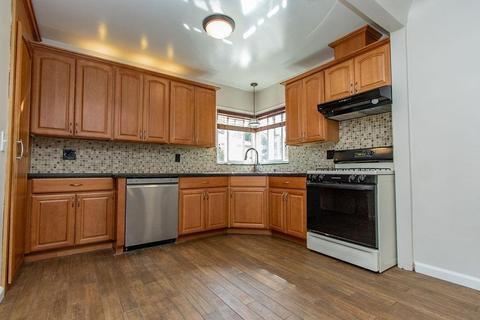 404 Santa Barbara Ave, Modesto, CA 95354 photo 23