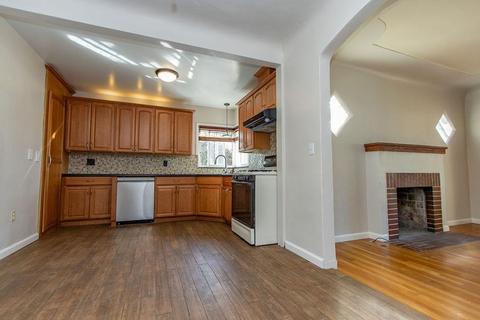 404 Santa Barbara Ave, Modesto, CA 95354 photo 22