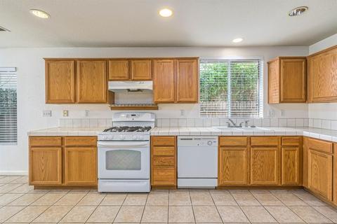 312 Roadrunner Dr, Patterson, CA 95363 photo 6