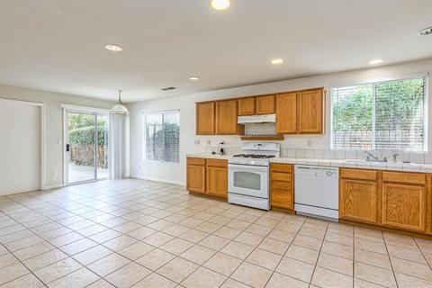 312 Roadrunner Dr, Patterson, CA 95363 photo 7