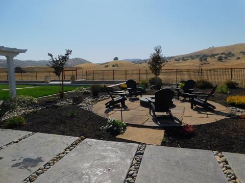9699 Cabernet Ct, Patterson, CA 95363 photo 2