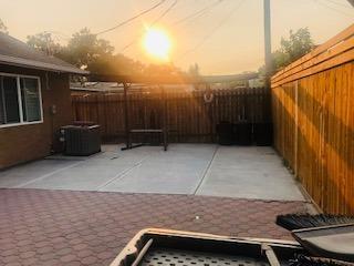 108 Oak St, Modesto, CA 95351 photo 25