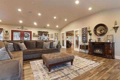 125 E Taylor, Turlock, CA 95382 photo 14
