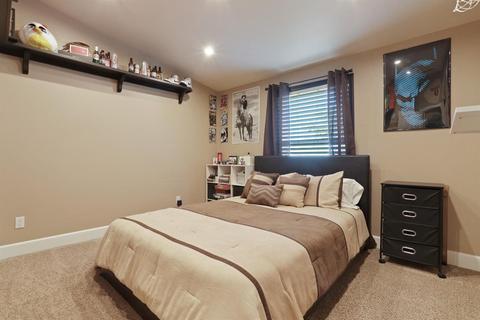 125 E Taylor, Turlock, CA 95382 photo 18