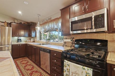 125 E Taylor, Turlock, CA 95382 photo 11