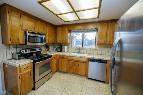 1190 Devonshire Ave, Manteca, CA 95336 photo 12