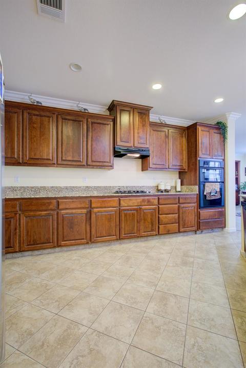 1253 Lurs Ct, Merced, CA 95348 photo 31