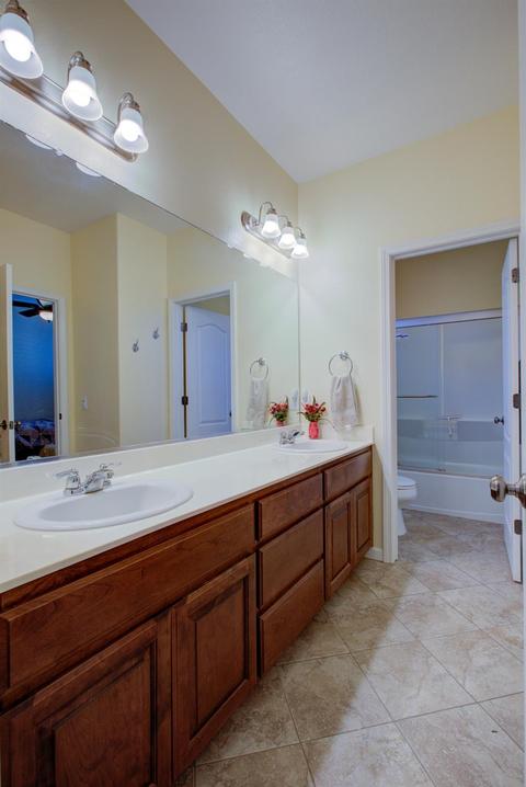 1253 Lurs Ct, Merced, CA 95348 photo 47