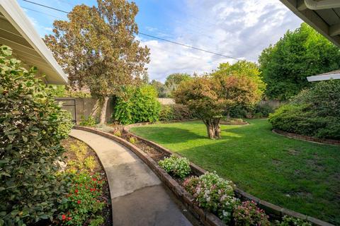 405 Greenwich Ln, Modesto, CA 95350 photo 58