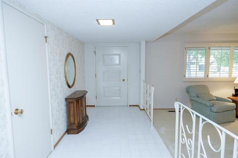 405 Greenwich Ln, Modesto, CA 95350 photo 11