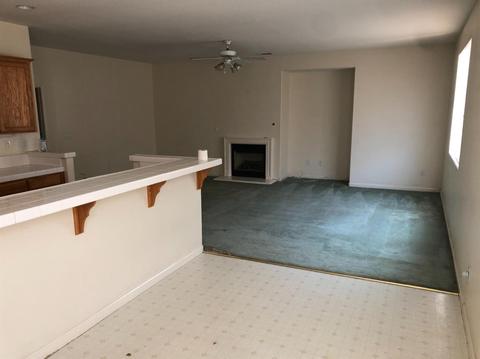 449 Creekside Dr, Patterson, CA 95363 photo 8