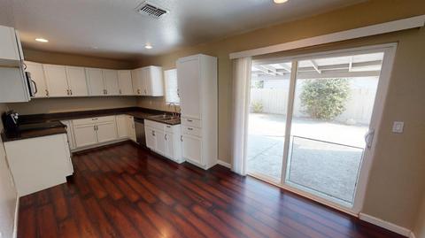 1475 Denise Dr, Ripon, CA 95366 photo 6