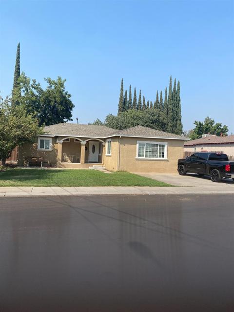 2137 Cornwell Ave, Modesto, CA 95350 photo 2