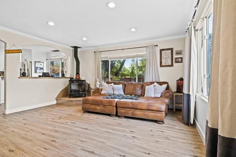 645 Gladycon Rd, Colfax, CA 95713 photo 4