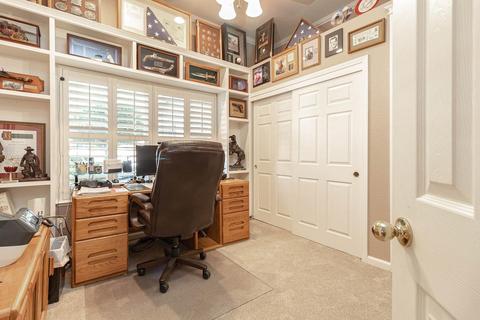 3612 Glencrest Dr, Modesto, CA 95355 photo 5