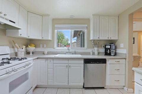 718 Myrtle Ave, Galt, CA 95632 photo 9