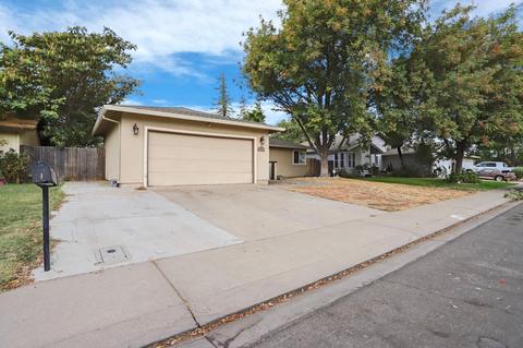 3101 Vernal Dr, Ceres, CA 95307 photo 1
