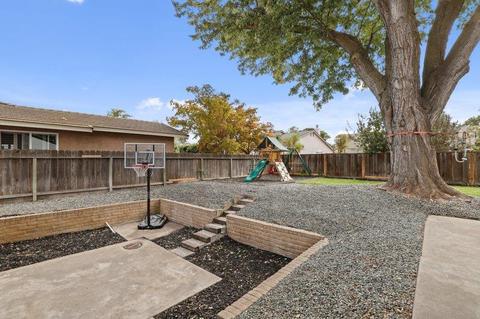 1424 Fernview Dr, Modesto, CA 95355 photo 40