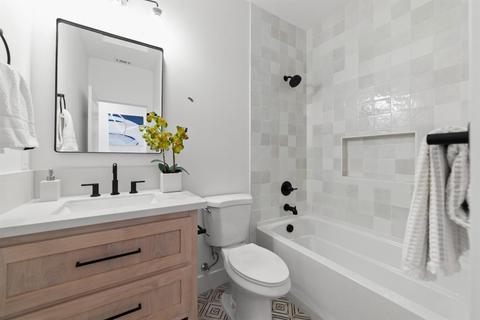 5730 North Ave, Carmichael, CA 95608 photo 9