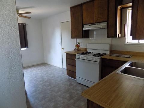 2241 Willow St, Dos Palos, CA 93620 photo 7