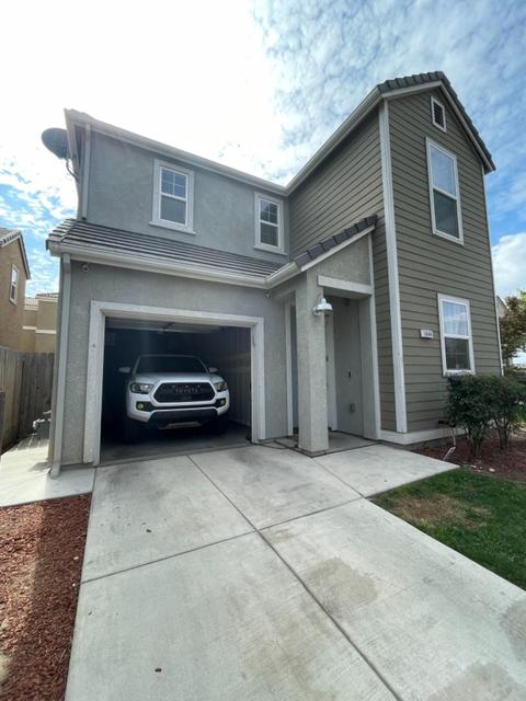 1644 Winthrop Ln, Ceres, CA 95307 photo 2