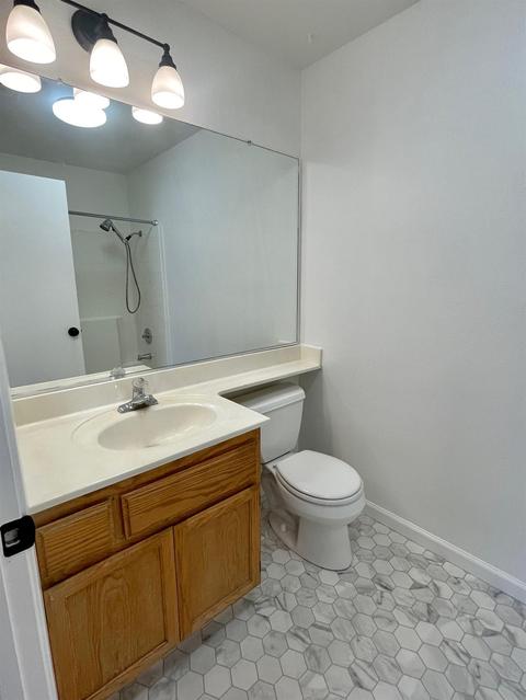 113 Sentinel Dr, Modesto, CA 95357 photo 10