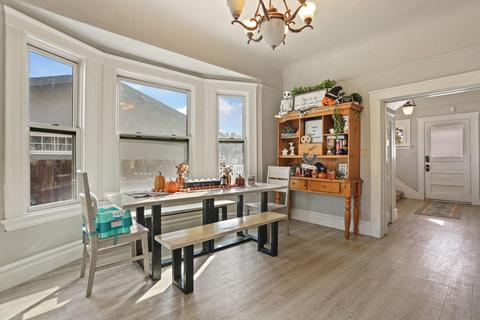 526 Howard St, Lodi, CA 95242 photo 12
