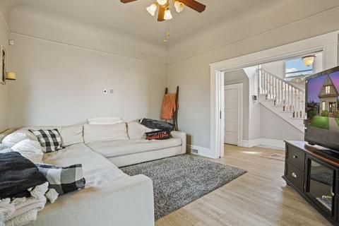 526 Howard St, Lodi, CA 95242 photo 7
