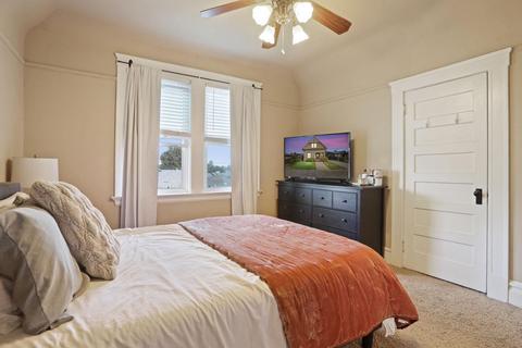 526 Howard St, Lodi, CA 95242 photo 33