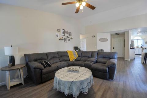 1645 Via Milano, Gustine, CA 95322 photo 6
