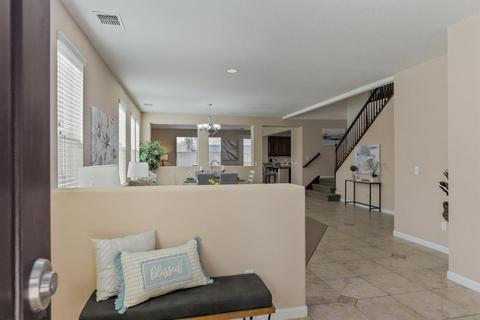 1663 Topiary Dr, Manteca, CA 95337 photo 3