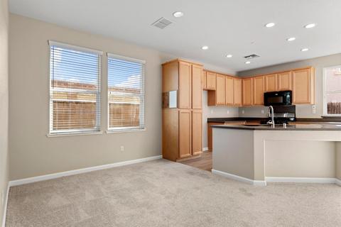 818 Courtyards Loop, Lincoln, CA 95648 photo 8