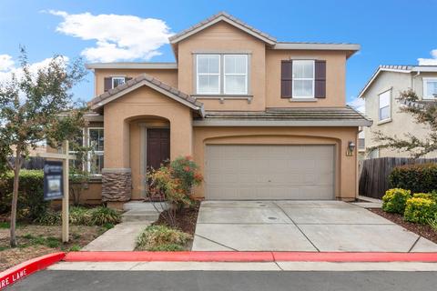 818 Courtyards Loop, Lincoln, CA 95648 photo 2
