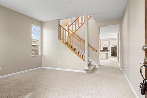818 Courtyards Loop, Lincoln, CA 95648 photo 5
