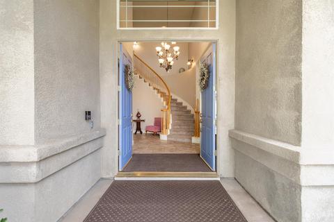 3520 Plaudit Ct, Modesto, CA 95355 photo 8