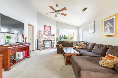 2817 Penny Ln, Modesto, CA 95354 photo 7